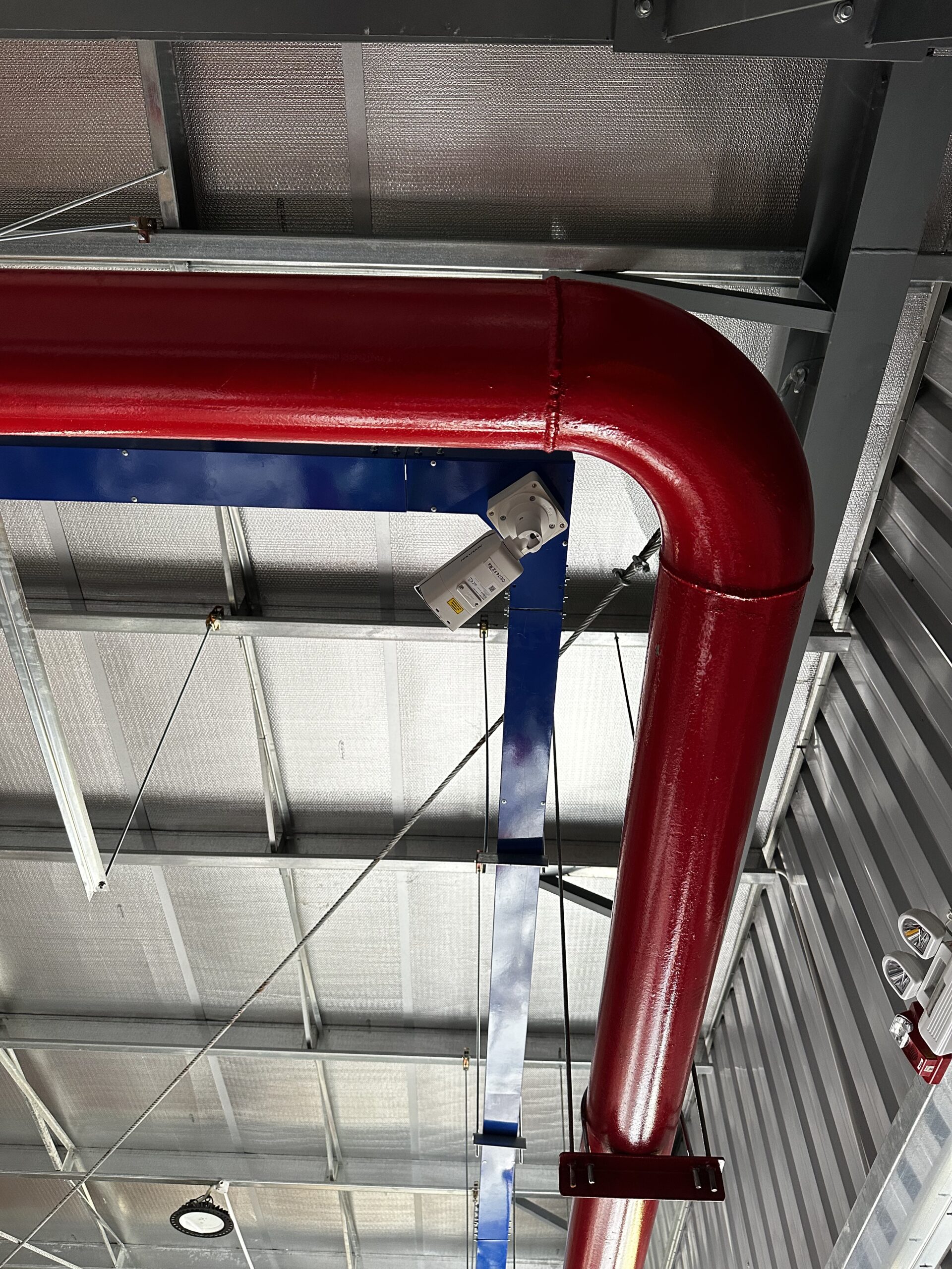 Bàn giao hoàn tất hệ thống điện nhẹ gồm 75 camera, 31 wifi, 31 cửa từ cho nhà máy trước Tết Nguyên Đán 2026