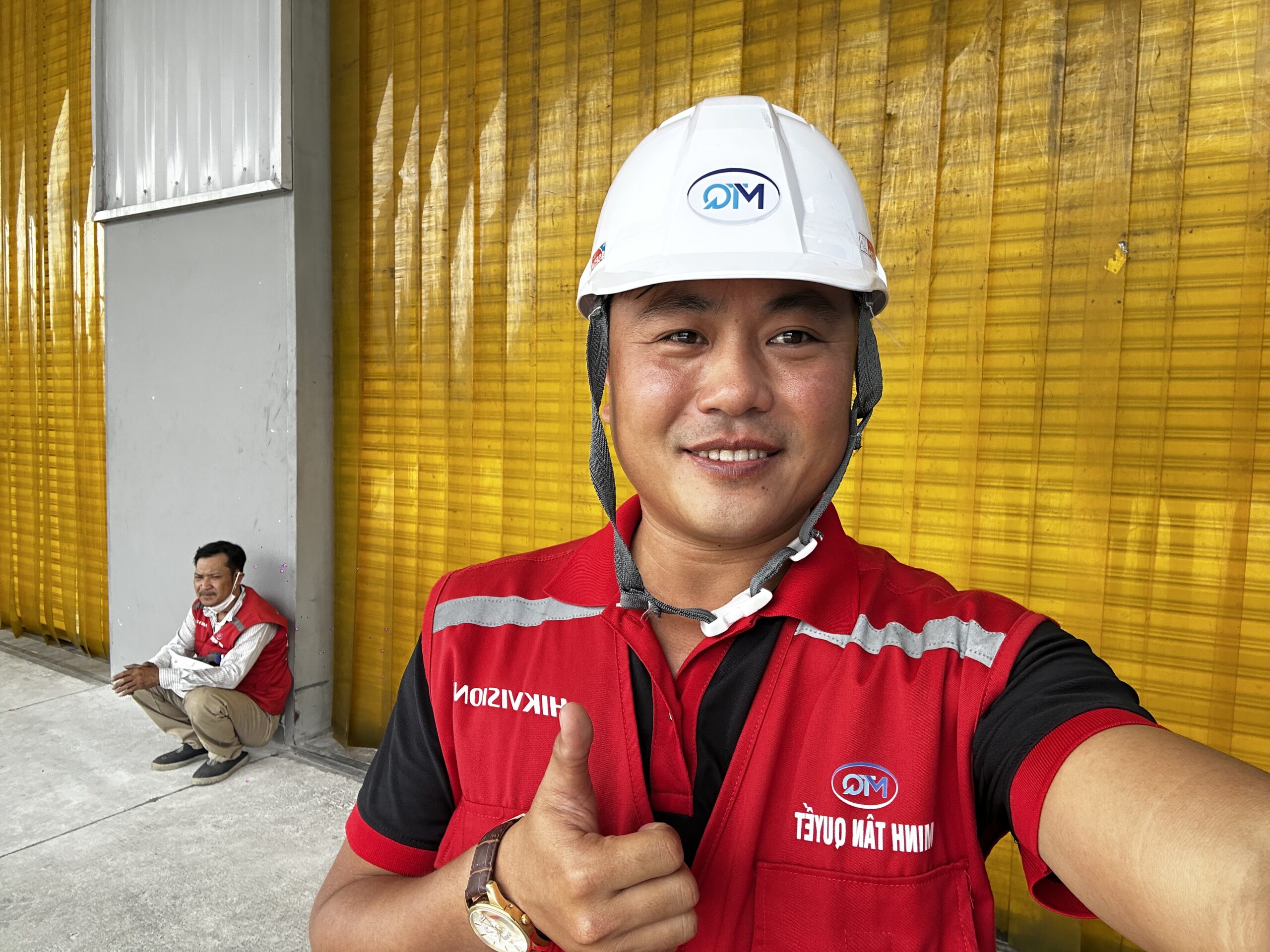 Bàn giao hoàn tất hệ thống điện nhẹ gồm 75 camera, 31 wifi, 31 cửa từ cho nhà máy trước Tết Nguyên Đán 2026