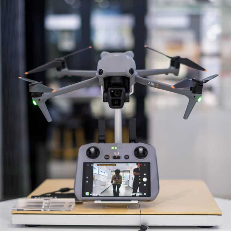 Thiết Bị Bay Không Người Lái Dji Air 3 Fly More Combo (dji Rc 2) Eb3wbc Kèm điều Khiển Rc331 Mtq4