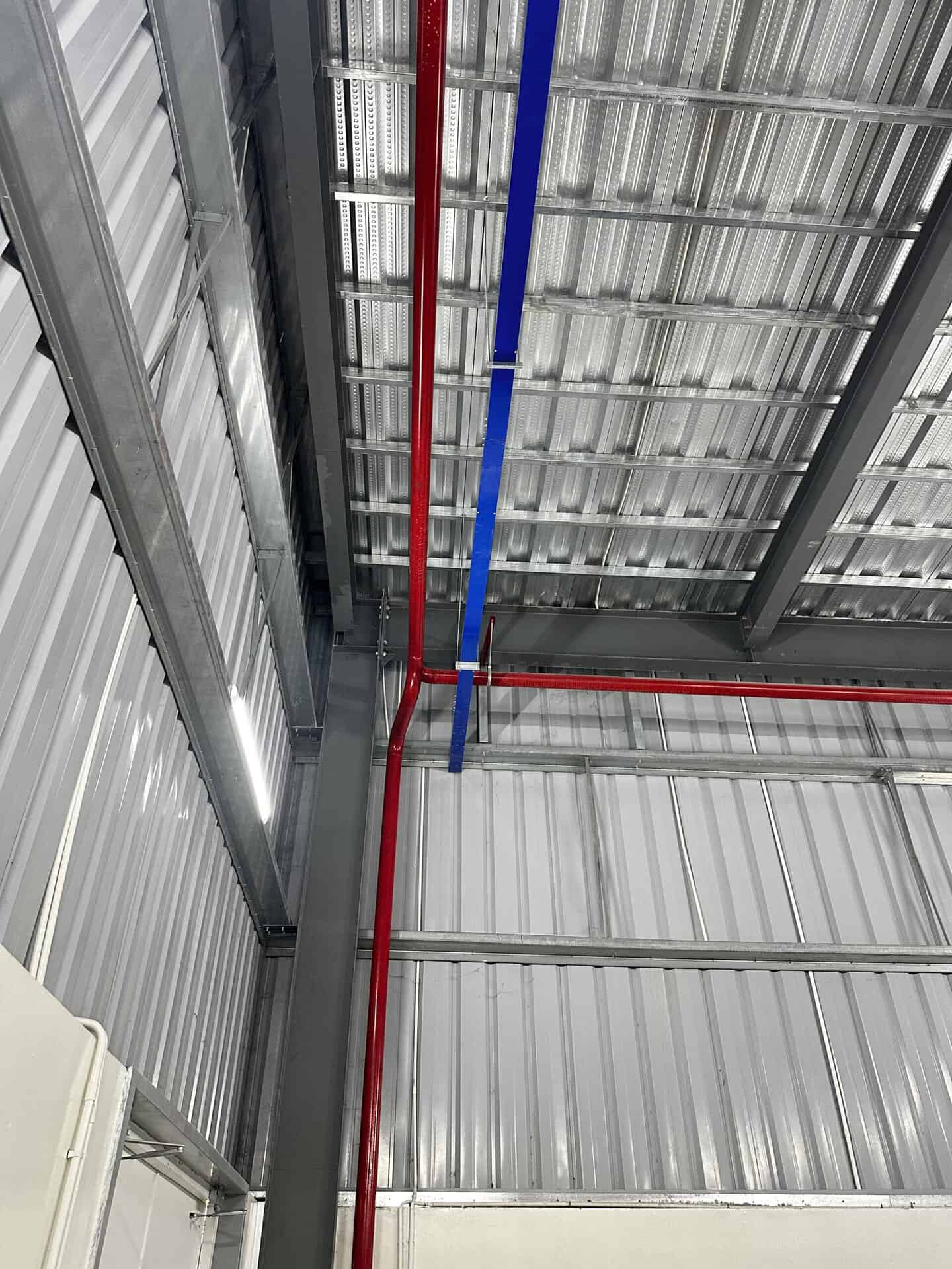 Kỹ thuật thi công hạ tầng điện nhẹ nhà máy